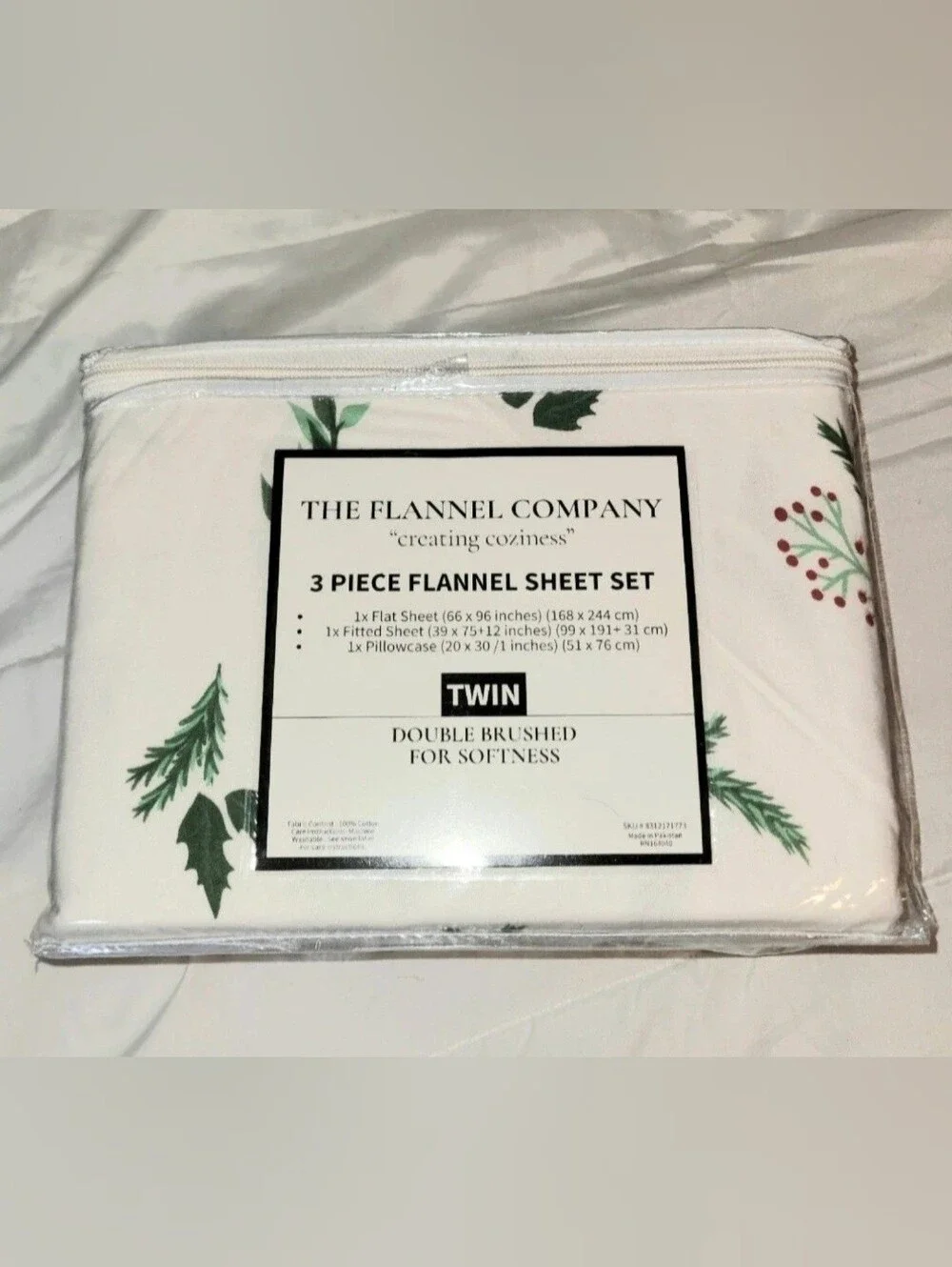 Twin 3-Piece Flannel Sheet Set in White with Green Leaf Print